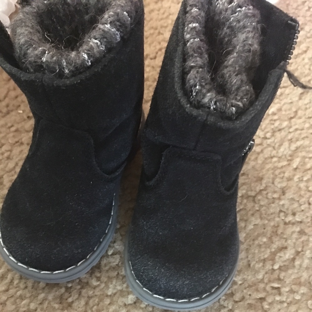 Black boots